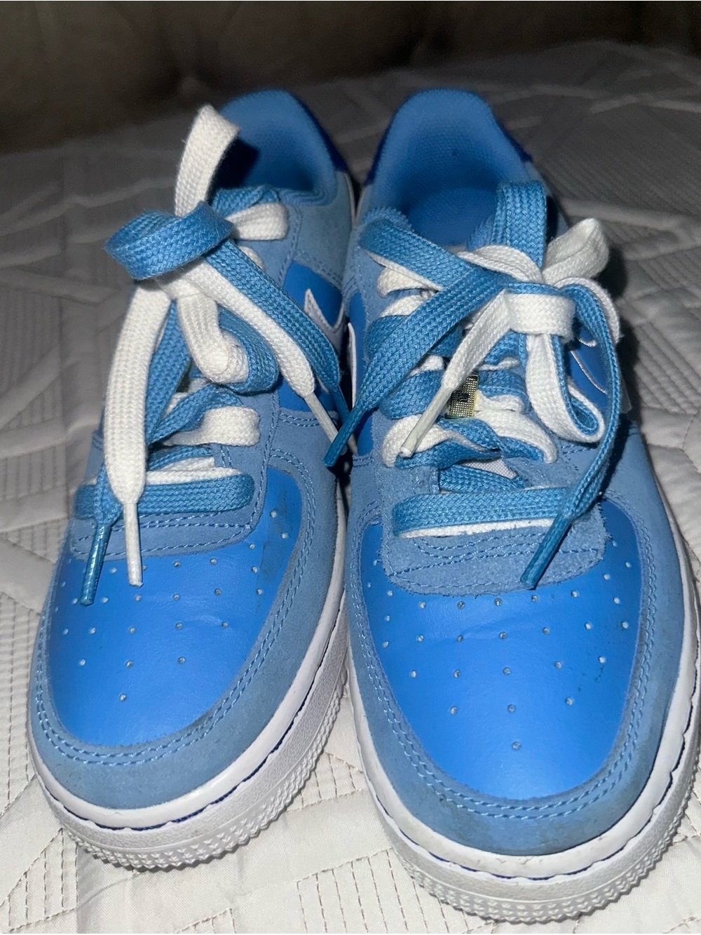 Nike Air Force One Low-Top Sneakers - Sky Blue & White - Picture 6 of 9